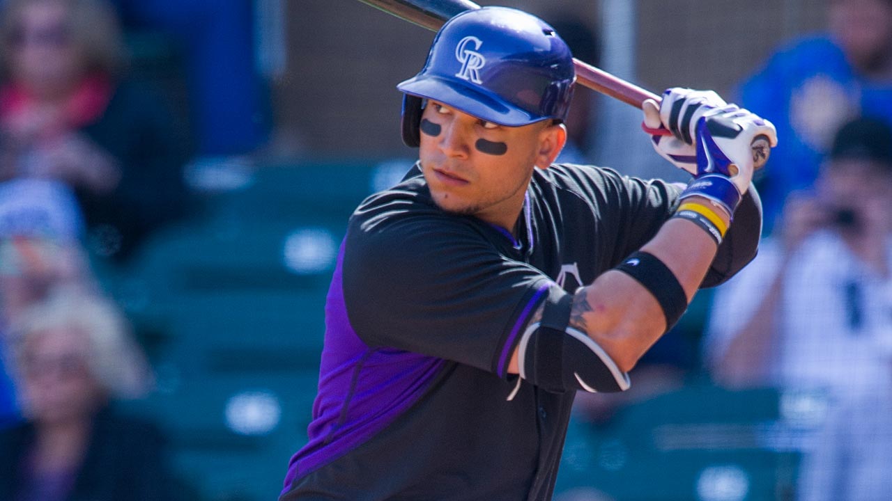 Fans Couture His Legendary Moments of the Parrot Walk.